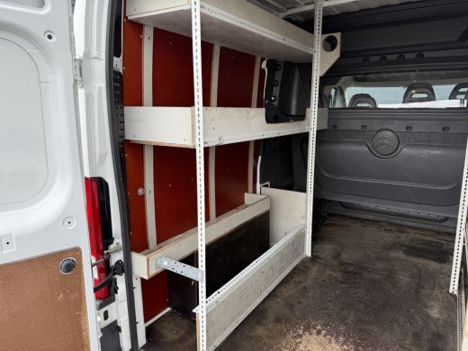 Citroën Jumper 2.2 HDI 131 PK ZWAAR / L2H2 / 7-PERS DUBBELE CABINE / AIRCO / 3 TONS TREKHAAK / CAMERA / INRICHTING ActivLease financial lease