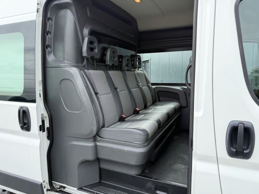 Citroën Jumper 2.2 HDI 131 PK ZWAAR / L2H2 / 7-PERS DUBBELE CABINE / AIRCO / 3 TONS TREKHAAK / CAMERA / INRICHTING ActivLease financial lease