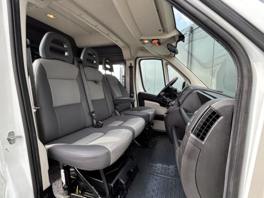 Citroën Jumper 35 2.2 150 PK ZWAAR / L3H2 MAXI / 7 PERS DUBBELE CABINE / 1e EIG. / AIRCO / CAMERA / BLUETOOTH / ... ActivLease financial lease