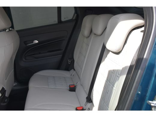Fiat 600E La Prima 54 kWh | Vol-Leder | Elektr. Achterklep | Navigatie | Stoelverwarming | achteruitrijcame... ActivLease financial lease