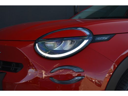 Fiat 600 54kWh Urban | Navigatie By App | Parkeersensoren | Cruise Control | Apple Carplay | Android Auto ... ActivLease financial lease