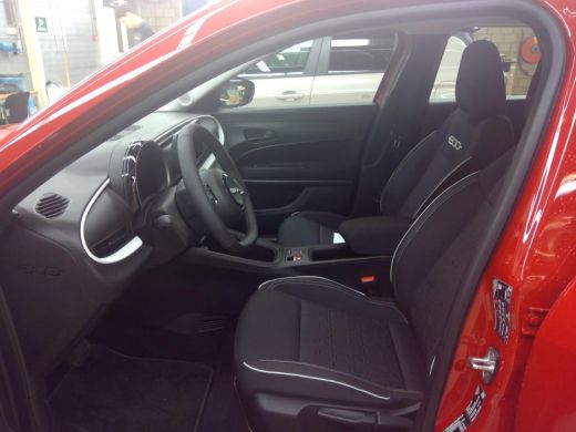 Fiat 600E Urban 54 kWh 3 Fase 3-Fase | Navigatie By App | Parkeersensoren | Cruise Control | Apple Carplay ... ActivLease financial lease