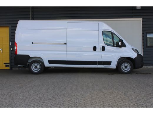 Fiat Ducato 2.2 MultiJet 140 S&S L3H2 3.3t Prijs excl. BTW, BPM en kosten rijklaarmaken. Dit voertuig valt on... ActivLease financial lease