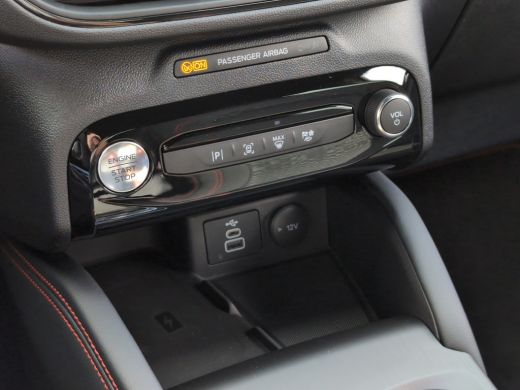 Ford Kuga 2.5 PHEV ST-Line | Achteruitrijcamera | Extra getint glas | Hill hold functie ActivLease financial lease