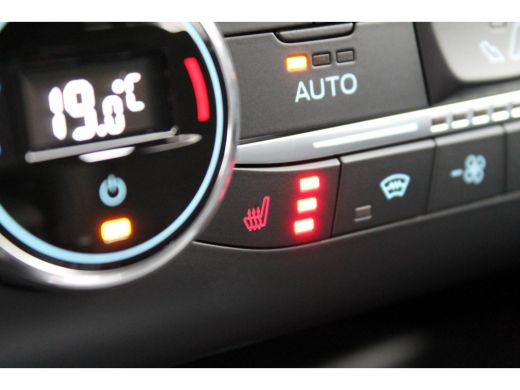 Ford Kuga 2.5 PHEV ST-LINE X | ALLE OPTIES! | NL-AUTO! | PANODAK | LEDER | EL. TREKHAAK | HEAD-UP | WINTERP... ActivLease financial lease