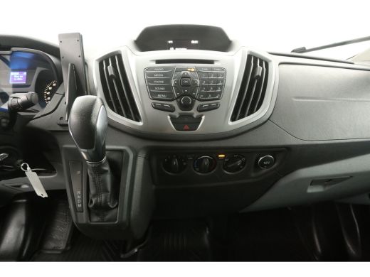 Ford Transit 2.0 TDCI L3H3 Automaat Airco Cruise Camera LED PDC Elektrpakket Trekhaak ActivLease financial lease