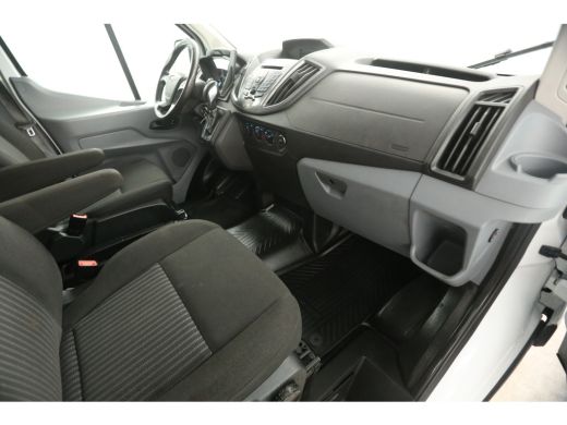 Ford Transit 2.0 TDCI L3H3 Automaat Airco Cruise Camera LED PDC Elektrpakket Trekhaak ActivLease financial lease