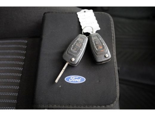 Ford Transit 350 2.0 TDCI 130pk Euro6 L3H2 Trend Airco 02-2019 ActivLease financial lease