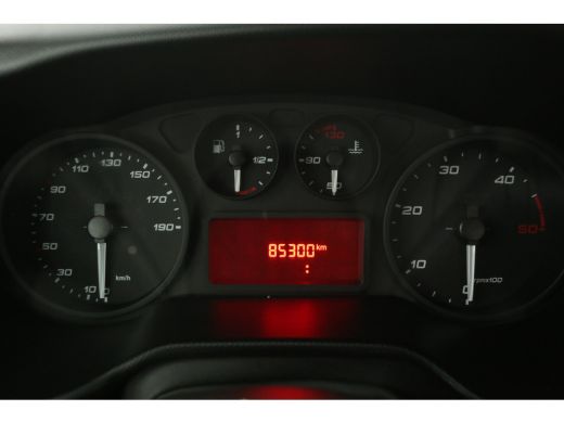 Iveco Daily 35S14 2.3 410 Camper ombouw | Paardenvervoer | Camper | Bakwagen | Zijdeur Achterdeur Airco Camer... ActivLease financial lease