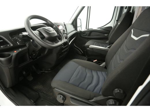 Iveco Daily 35S14 2.3 410 Camper ombouw | Paardenvervoer | Camper | Bakwagen | Zijdeur Achterdeur Airco Camer... ActivLease financial lease