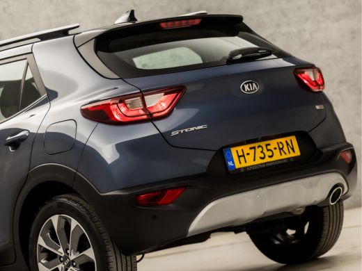 Kia Stonic 1.0 T-GDi Dynamic (APPLE CARPLAY, NAVIGATIE, CAMERA, LM VELGEN, SPORTSTOELEN, CRUISE, GETINT GLAS... ActivLease financial lease