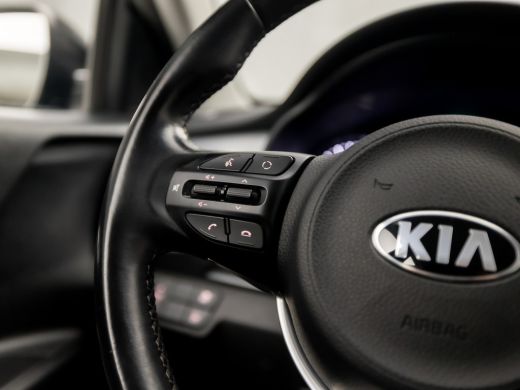 Kia Stonic 1.0 T-GDi Dynamic (APPLE CARPLAY, NAVIGATIE, CAMERA, LM VELGEN, SPORTSTOELEN, CRUISE, GETINT GLAS... ActivLease financial lease