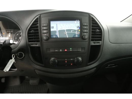 Mercedes Vito 114 CDI Lang Automaat Airco Cruise Camera Carplay Navigatie 3 Persoons LED 18''LMV Stoelverwarming ActivLease financial lease