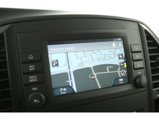 Mercedes Vito 114 CDI Lang Automaat Airco Cruise Camera Carplay Navigatie 3 Persoons LED 18''LMV Stoelverwarming ActivLease financial lease