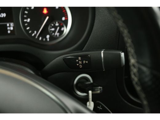 Mercedes Vito 114 CDI Lang Automaat Airco Cruise Camera Carplay Navigatie 3 Persoons LED 18''LMV Stoelverwarming ActivLease financial lease