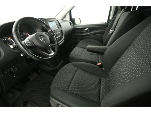 Mercedes Vito 114 CDI Lang Automaat Airco Cruise Camera Carplay Navigatie 3 Persoons LED 18''LMV Stoelverwarming ActivLease financial lease