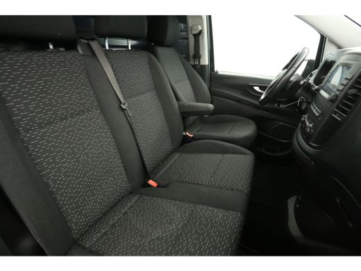 Mercedes Vito 114 CDI Lang Automaat Airco Cruise Camera Carplay Navigatie 3 Persoons LED 18''LMV Stoelverwarming ActivLease financial lease