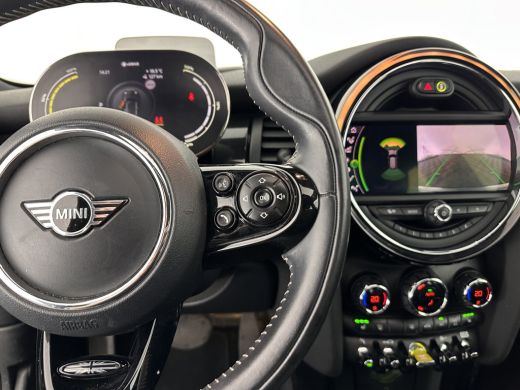 Mini Mini Electric Yours 33 kWh [ 3-Fase ] (INCL-BTW) *PANO | LUXURY-LEATHER | HARMAN/KARDON-AUDIO | FULL-LED | KEYL... ActivLease financial lease