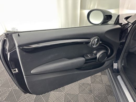 Mini Mini Electric Yours 33 kWh [ 3-Fase ] (INCL-BTW) *PANO | LUXURY-LEATHER | HARMAN/KARDON-AUDIO | FULL-LED | KEYL... ActivLease financial lease