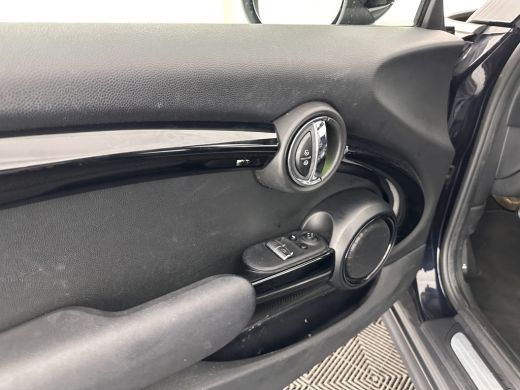 Mini Mini Electric Yours 33 kWh [ 3-Fase ] (INCL-BTW) *PANO | LUXURY-LEATHER | HARMAN/KARDON-AUDIO | FULL-LED | KEYL... ActivLease financial lease