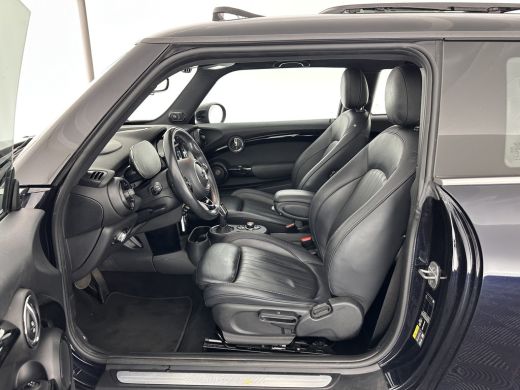 Mini Mini Electric Yours 33 kWh [ 3-Fase ] (INCL-BTW) *PANO | LUXURY-LEATHER | HARMAN/KARDON-AUDIO | FULL-LED | KEYL... ActivLease financial lease