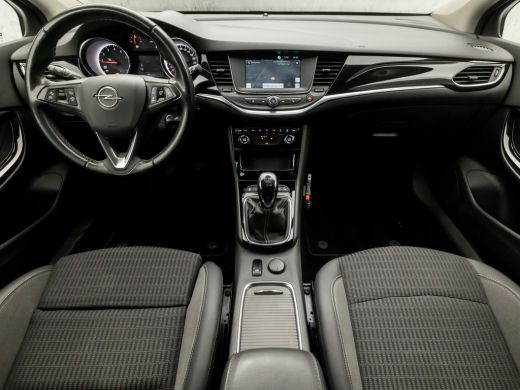 Opel Astra Sports Tourer 1.2 Design & Tech (APPLE CARPLAY, NAVIGATIE, CAMERA, CLIMATE, GITINT GLAS, LEDER, S... ActivLease financial lease