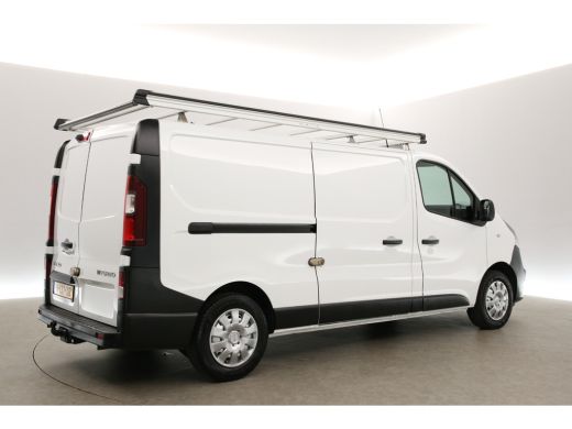 Opel Vivaro 1.6 CDTI L2H1 Airco Camera Cruise Navigatie 3 Persoons PDC Imperiaal Trekhaak ActivLease financial lease
