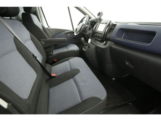 Opel Vivaro 1.6 CDTI L2H1 Airco Camera Cruise Navigatie 3 Persoons PDC Imperiaal Trekhaak ActivLease financial lease