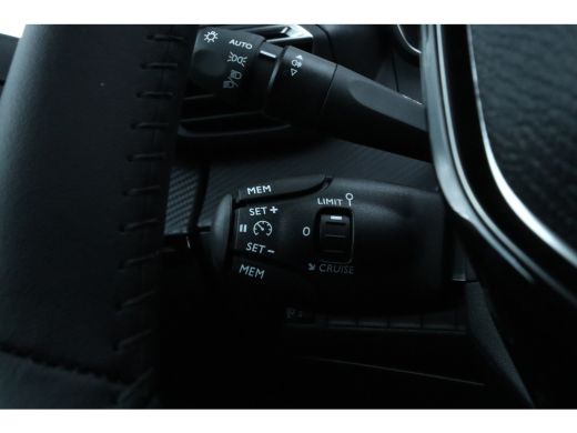 Peugeot 208 1.2 PureTech 75 Style | Cruise Control | Navigatie | Sensoren achter | Carplay | Airco | Elektr. ... ActivLease financial lease