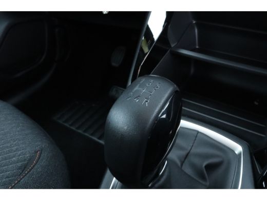 Peugeot 208 1.2 PureTech 75 Style | Cruise Control | Sensoren achter | Navigatie | Carplay | Airco ActivLease financial lease