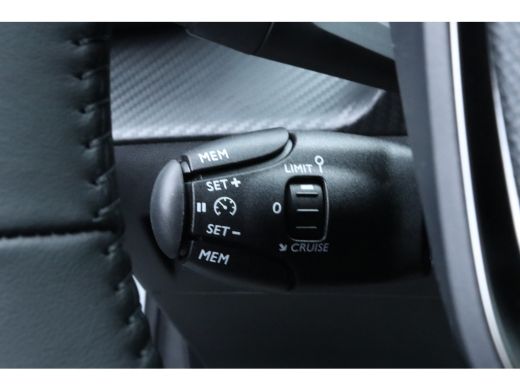 Peugeot 208 1.2 PureTech 75 Style | Cruise Control | Sensoren achter | Navigatie | Carplay | Airco ActivLease financial lease