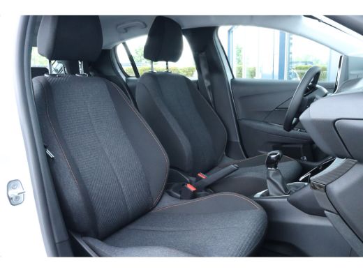 Peugeot 208 1.2 PureTech 75 Style | Cruise Control | Sensoren achter | Navigatie | Carplay | Airco ActivLease financial lease