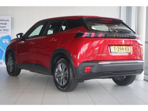 Peugeot e-2008 EV Active Pack 50 kWh | NAVIGATIE | PDC | CARPLAY | LED | LMV | CLIMATE | DAB | ActivLease financial lease