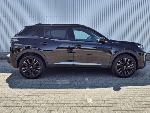 Peugeot e-2008 EV GT | 54 kWh 156PK | NL Dealer origineel | 3-Fase | Leder / Alcantara bekleding | Achteruitrijc... ActivLease financial lease
