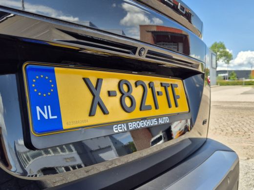 Peugeot e-2008 EV GT | 54 kWh 156PK | NL Dealer origineel | 3-Fase | Leder / Alcantara bekleding | Achteruitrijc... ActivLease financial lease