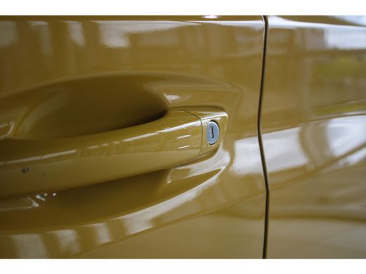 Peugeot e-208 EV GT Pack 136-PK 50 kWh 3-FASE | CAMERA | PANORAMADAK | STOELVERWARMING | ADAPTIVE CRUISE | DODE... ActivLease financial lease