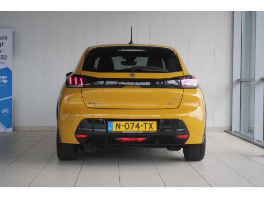 Peugeot e-208 EV GT Pack 136-PK 50 kWh 3-FASE | CAMERA | PANORAMADAK | STOELVERWARMING | ADAPTIVE CRUISE | DODE... ActivLease financial lease