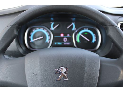 Peugeot e-Expert EV L2 75 kWh | NAVIGATIE | SENSOREN | BETIMMERING LAADRUIMTE | APPLE CARPLAY/ANDROID AUTO | ActivLease financial lease