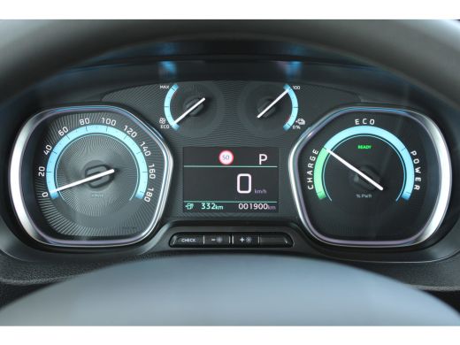 Peugeot e-Expert EV L2 75 kWh | NAVIGATIE | SENSOREN | BETIMMERING LAADRUIMTE | APPLE CARPLAY/ANDROID AUTO | ActivLease financial lease
