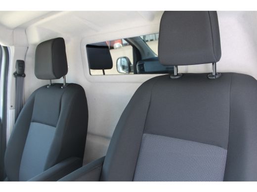 Peugeot e-Expert EV L2 75 kWh | NAVIGATIE | SENSOREN | BETIMMERING LAADRUIMTE | APPLE CARPLAY/ANDROID AUTO | ActivLease financial lease