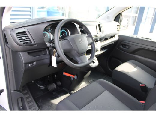 Peugeot e-Expert EV L2 75 kWh | NAVIGATIE | SENSOREN | BETIMMERING LAADRUIMTE | APPLE CARPLAY/ANDROID AUTO | ActivLease financial lease