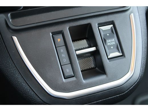 Peugeot e-Expert EV L2 75 kWh | NAVIGATIE | SENSOREN | BETIMMERING LAADRUIMTE | APPLE CARPLAY/ANDROID AUTO | ActivLease financial lease
