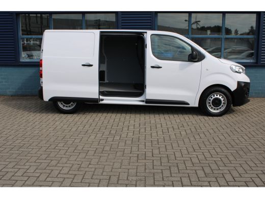 Peugeot e-Expert EV L2 75 kWh | NAVIGATIE | SENSOREN | BETIMMERING LAADRUIMTE | APPLE CARPLAY/ANDROID AUTO | ActivLease financial lease