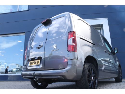 Peugeot Partner 1.5 BlueHDI Asphalt | Adaptieve Cruise | Stoelverwarming | Trekhaak | Camera | Climate | Keyless ... ActivLease financial lease