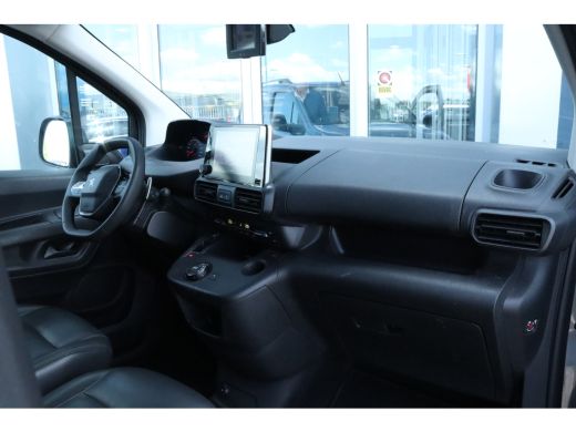 Peugeot Partner 1.5 BlueHDI Asphalt | Adaptieve Cruise | Stoelverwarming | Trekhaak | Camera | Climate | Keyless ... ActivLease financial lease