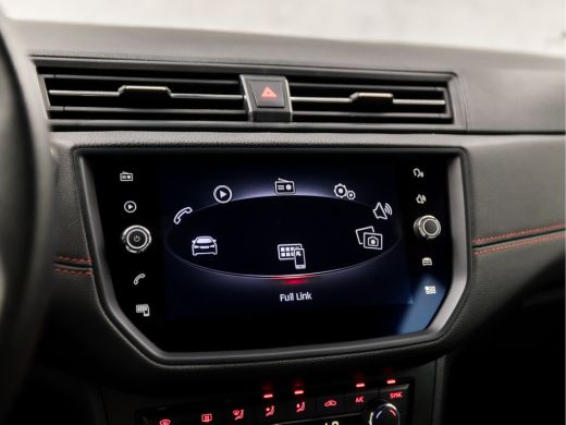 Seat Arona 1.0 TSI FR Sport Automaat (APPLE CARPLAY, GROOT NAVI, CLIMATE, STOELVERWARMING, SPORTSTOELEN, SFE... ActivLease financial lease