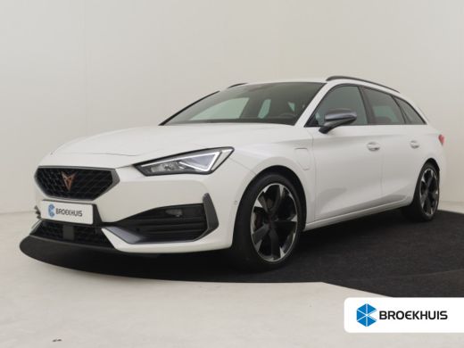 Seat Leon Sportstourer 1.4 e-Hybrid VZ Business Voorraad terrein Trekhaak | Adaptief cruise control | Keyless | Park ass... Seat Leon Sportstourer 1.4 e-Hybrid VZ Business Voorraad terrein Trekhaak | Adaptief cruise control | Keyless | Park ass...