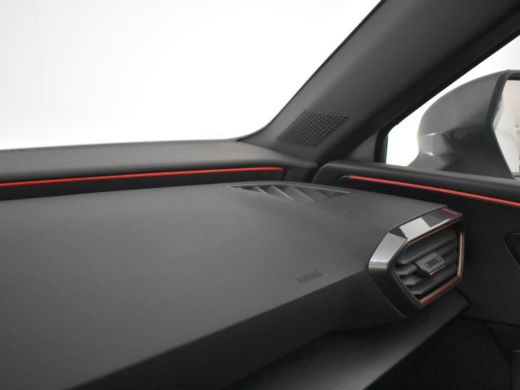 Seat Leon Sportstourer 1.4 e-Hybrid VZ Business Voorraad terrein Trekhaak | Adaptief cruise control | Keyless | Park ass... ActivLease financial lease