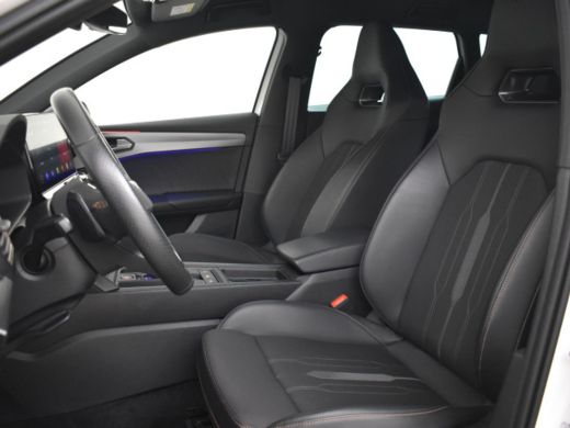 Seat Leon Sportstourer 1.4 e-Hybrid VZ Business Voorraad terrein Trekhaak | Adaptief cruise control | Keyless | Park ass... ActivLease financial lease