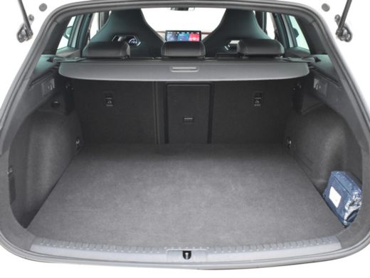 Seat Leon Sportstourer 1.4 e-Hybrid VZ Business Voorraad terrein Trekhaak | Adaptief cruise control | Keyless | Park ass... ActivLease financial lease